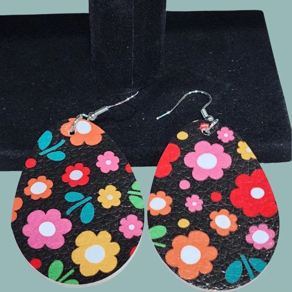 Spring Easter Earring and Bracelet Set - Picture 4 of 9